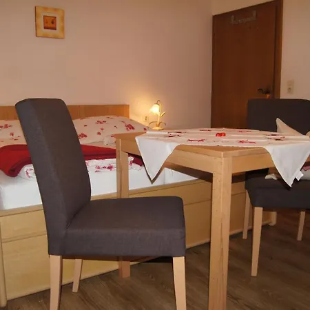 Schipflinger Konukevi Itter