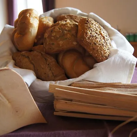 Konukevi Schipflinger 3*