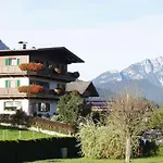 Pensionat Schipflinger 3*